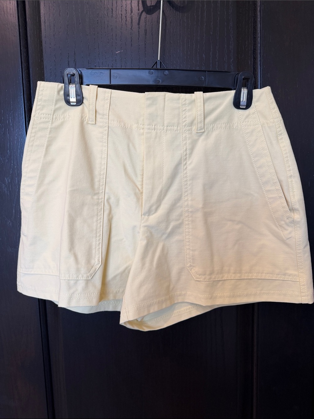 Athleta Skyline High Rise Shorts. Size 8.